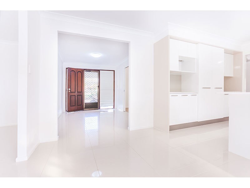 5 Carnation Way, Gaven QLD 4211