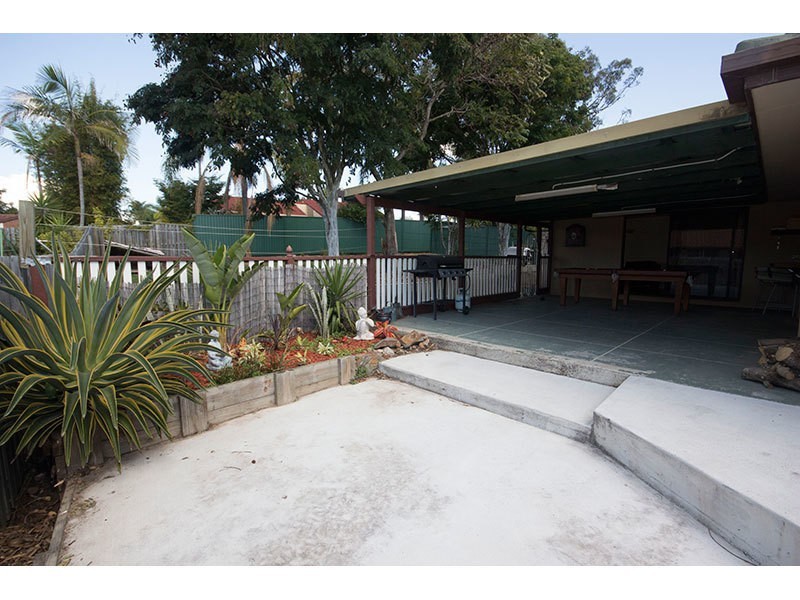 56 Alexander Drive, Highland Park QLD 4211