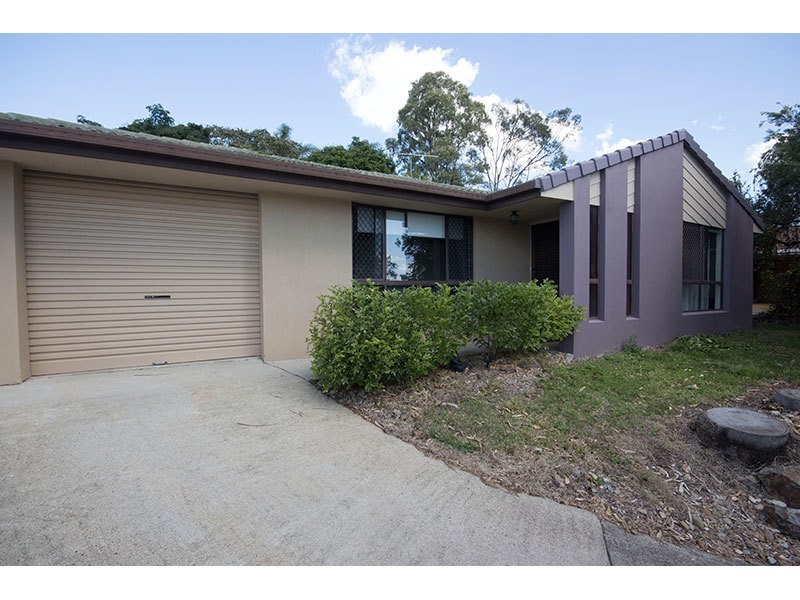 56 Alexander Drive, Highland Park QLD 4211
