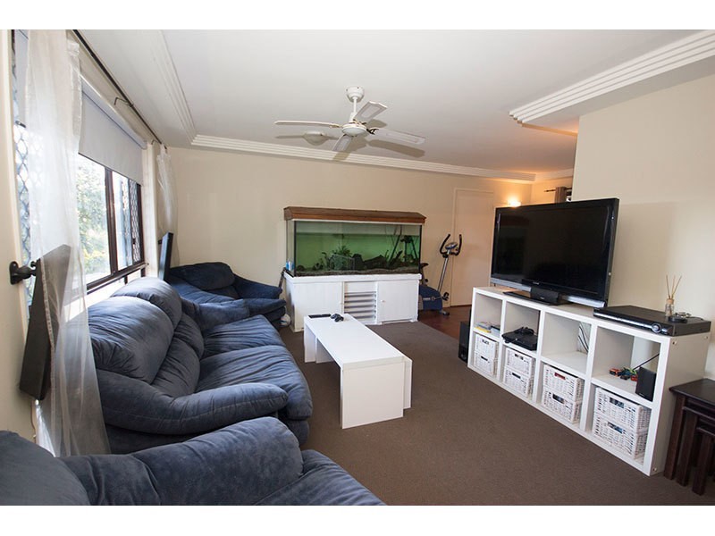 56 Alexander Drive, Highland Park QLD 4211