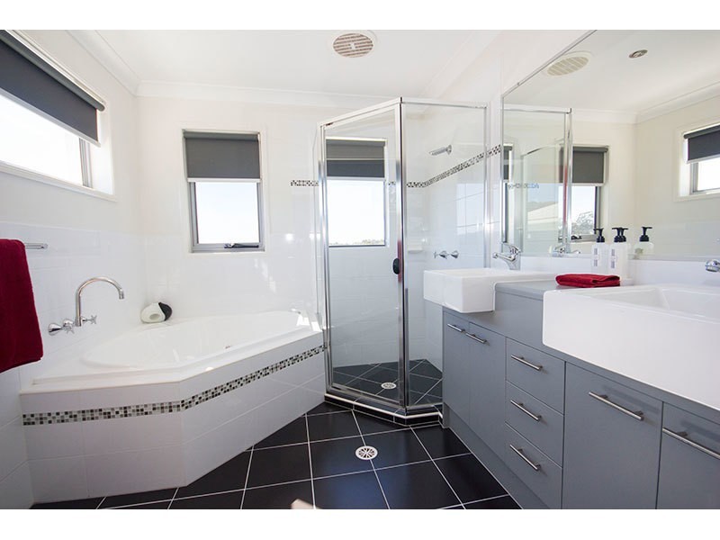 11 Jackaroo Court, Gilston QLD 4211