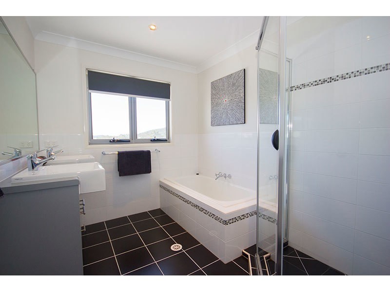 11 Jackaroo Court, Gilston QLD 4211