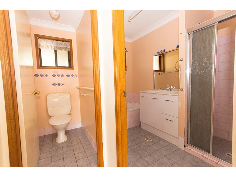 4 Nabarlek Drive, Worongary QLD 4213