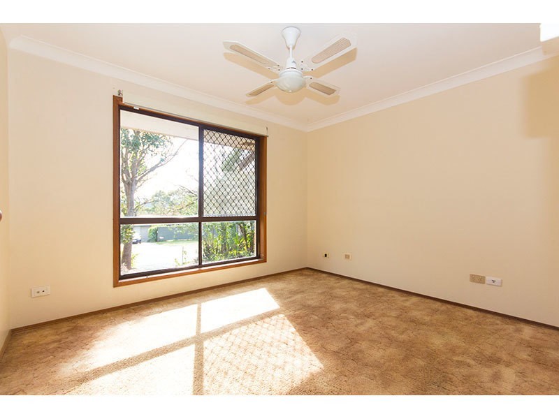 4 Nabarlek Drive, Worongary QLD 4213