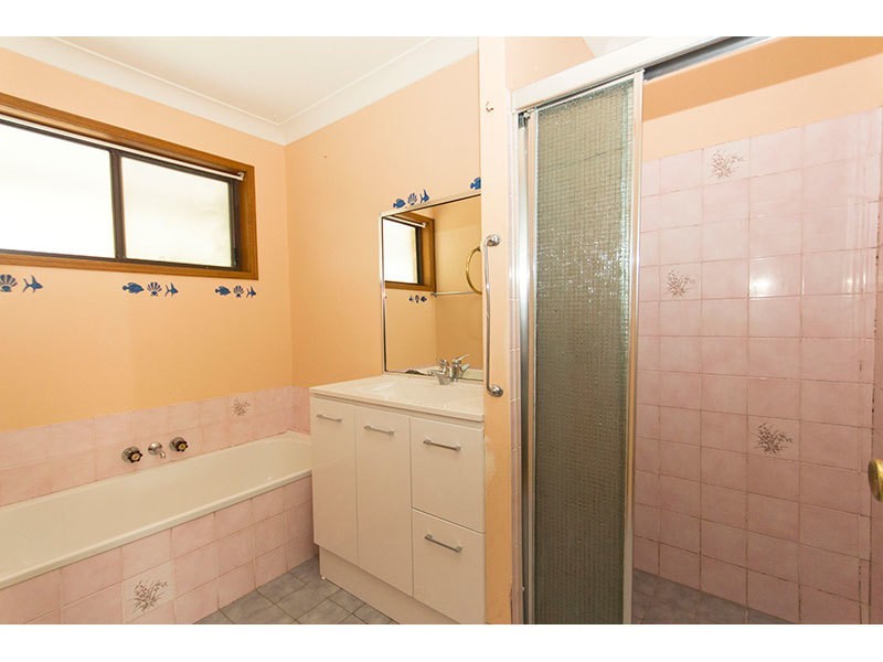 4 Nabarlek Drive, Worongary QLD 4213