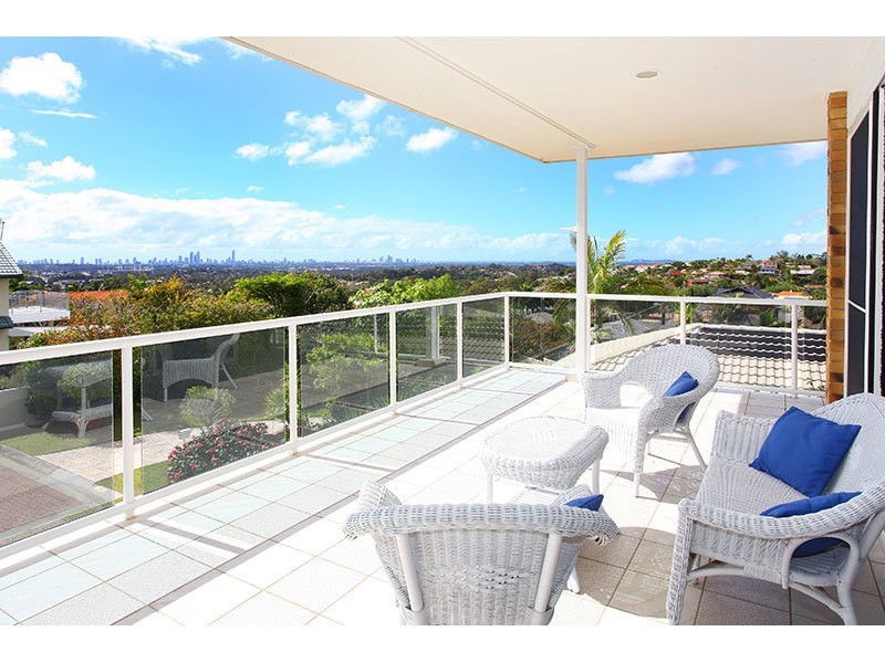 14 Parklane Place, Highland Park QLD 4211