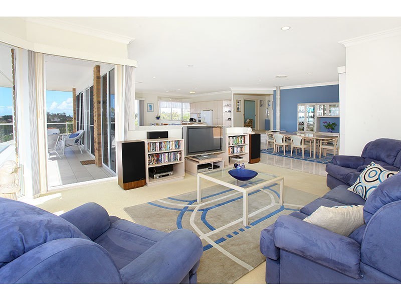 14 Parklane Place, Highland Park QLD 4211