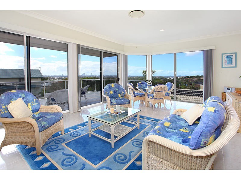 14 Parklane Place, Highland Park QLD 4211