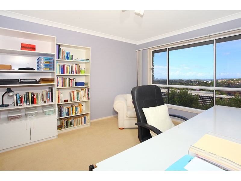 14 Parklane Place, Highland Park QLD 4211