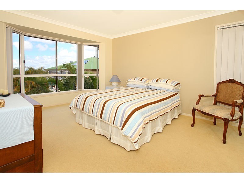 14 Parklane Place, Highland Park QLD 4211