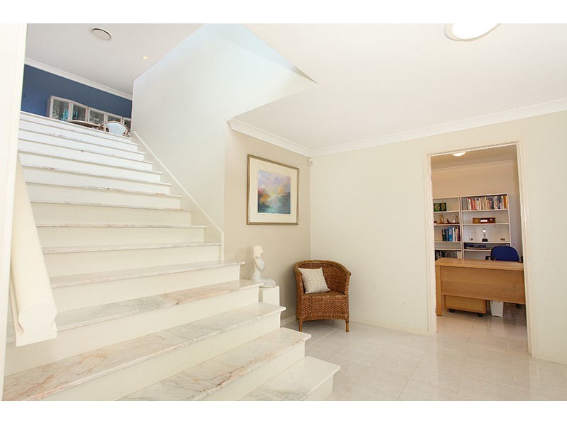 14 Parklane Place, Highland Park QLD 4211