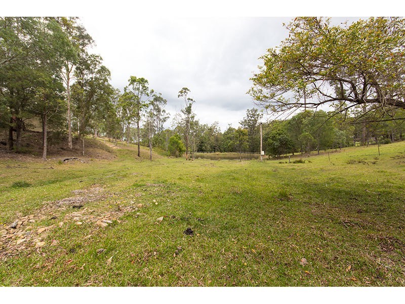 17 Parkway Drive, Advancetown QLD 4211