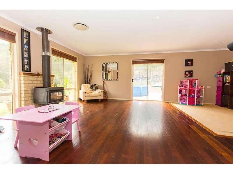 17 Parkway Drive, Advancetown QLD 4211