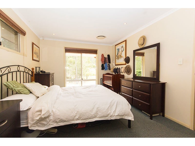 17 Parkway Drive, Advancetown QLD 4211