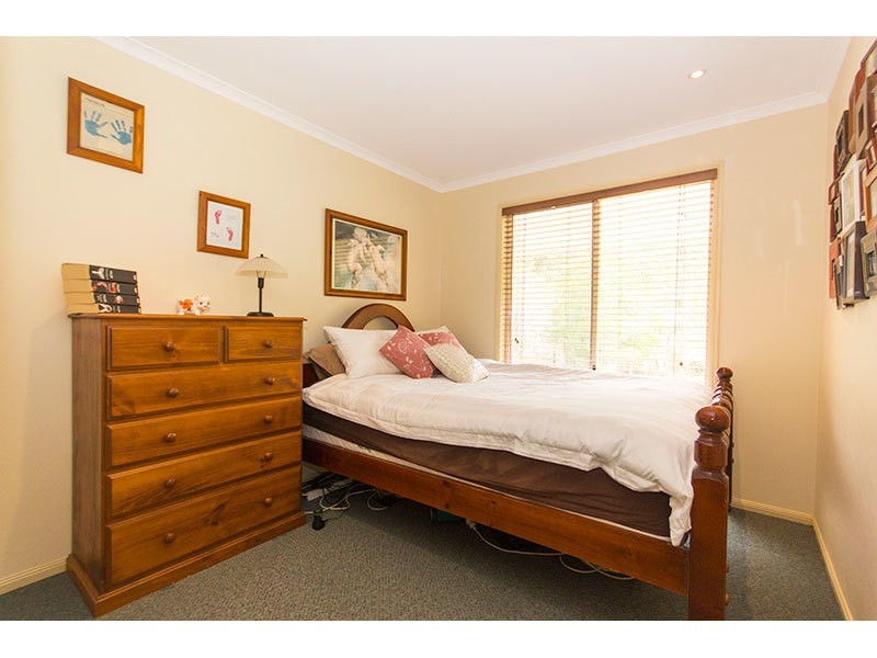 17 Parkway Drive, Advancetown QLD 4211