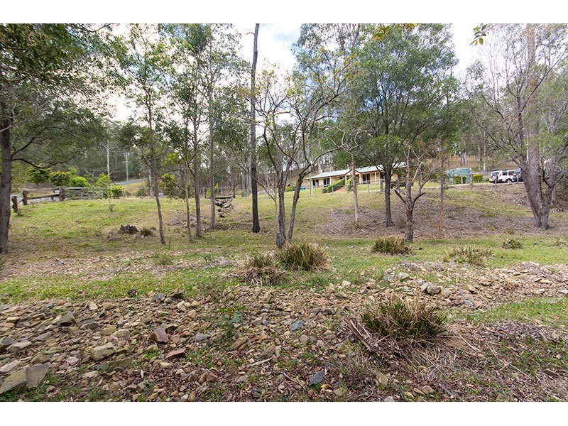 17 Parkway Drive, Advancetown QLD 4211