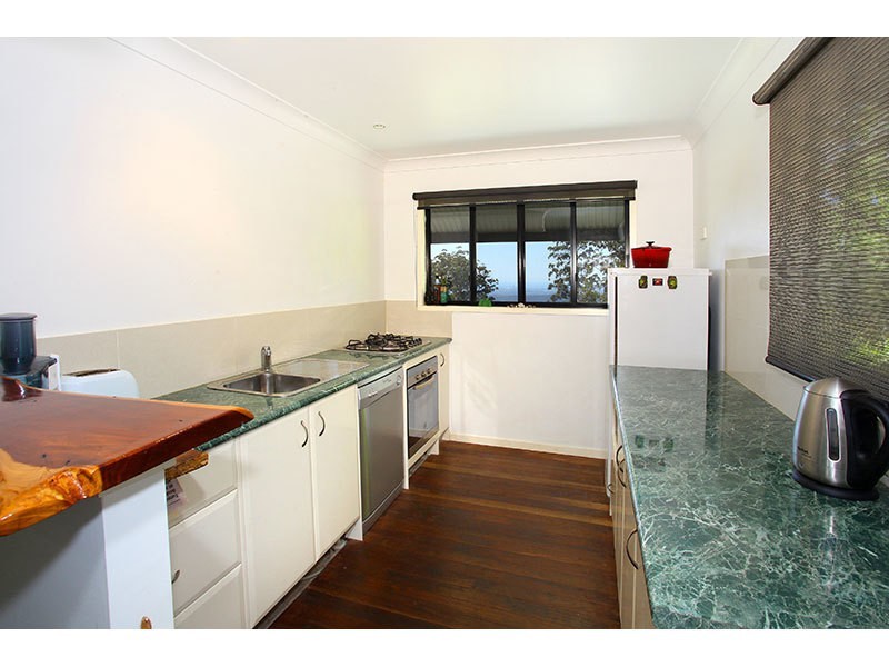 64 Freemans Road, Lower Beechmont QLD 4211