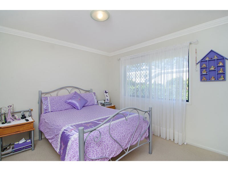 175 K P McGrath Drive, Elanora QLD 4221