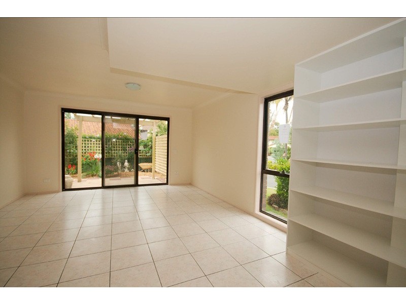 5 Palm Court/67 Nerang Street, Nerang QLD 4211