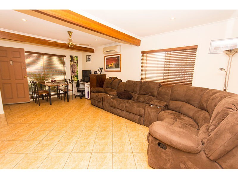 1/159 Pappas Way, Carrara QLD 4211