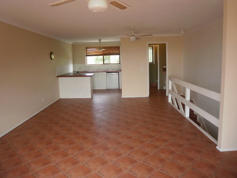2/1 Kilpatrick Court, Highland Park QLD 4211