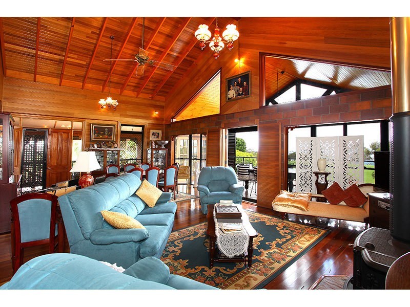 24 Outlook Avenue, Lower Beechmont QLD 4211