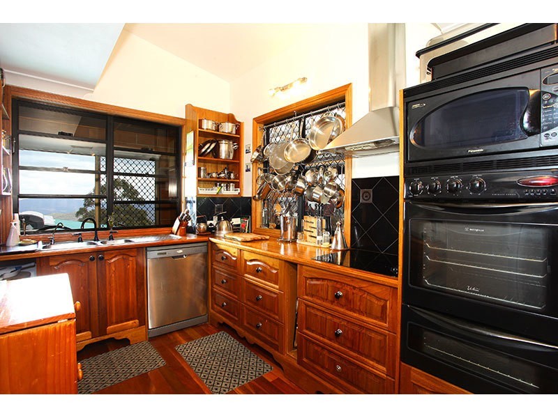 24 Outlook Avenue, Lower Beechmont QLD 4211