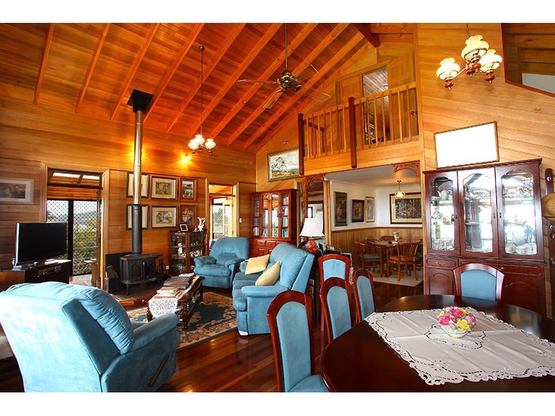 24 Outlook Avenue, Lower Beechmont QLD 4211