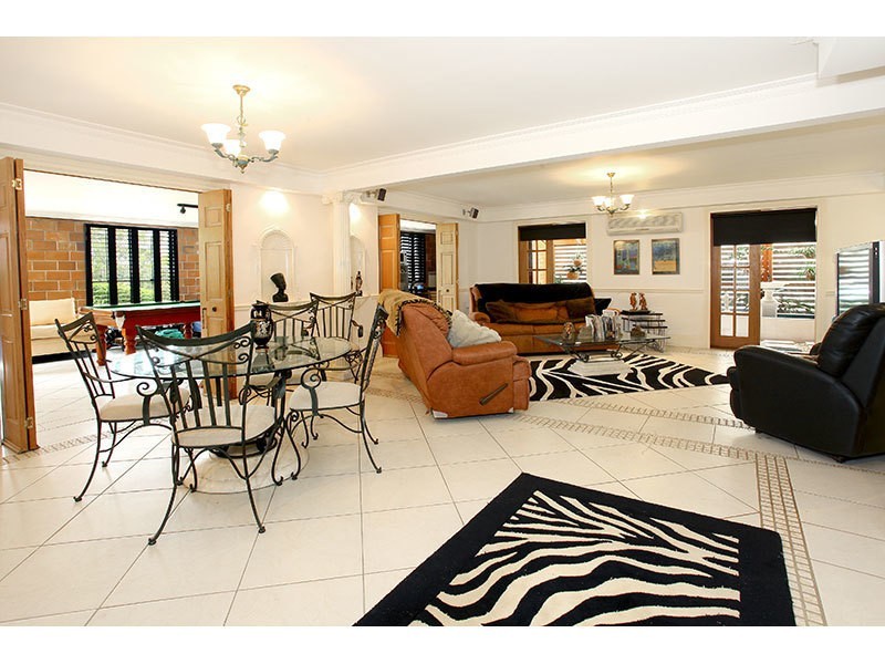 24 Outlook Avenue, Lower Beechmont QLD 4211