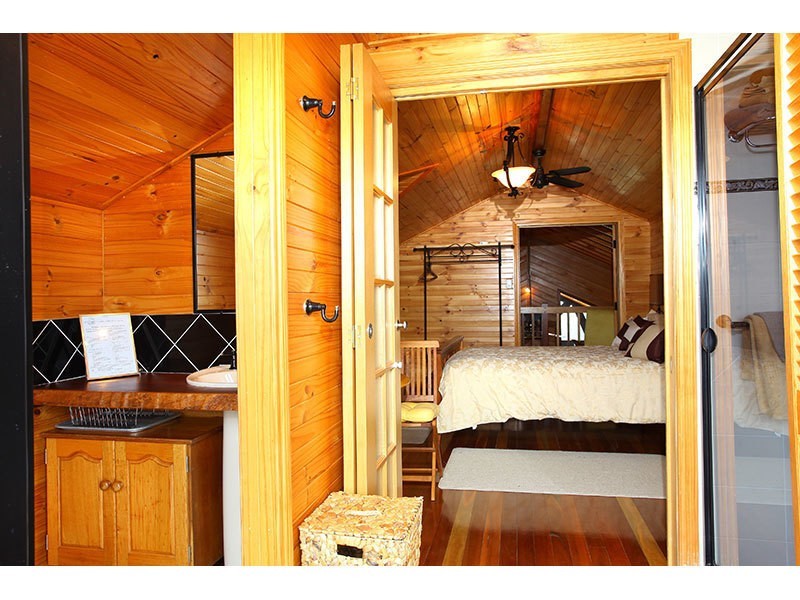 24 Outlook Avenue, Lower Beechmont QLD 4211