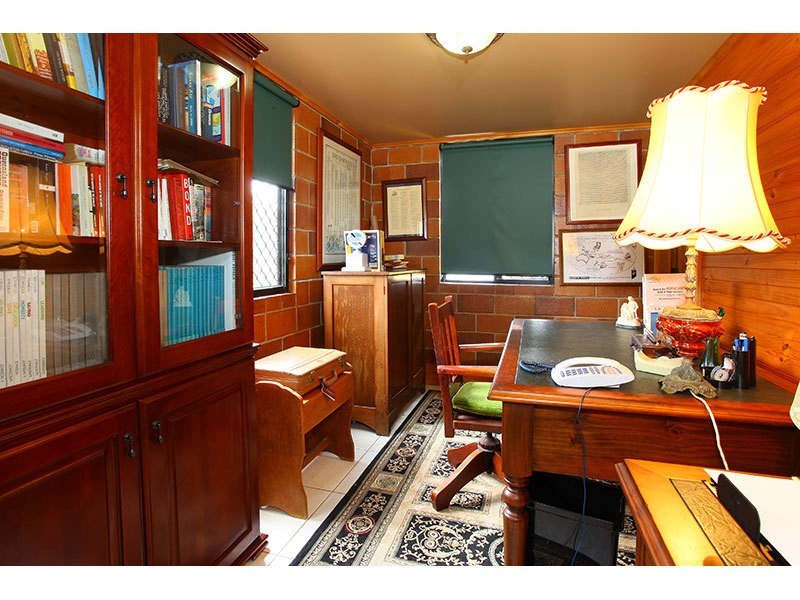 24 Outlook Avenue, Lower Beechmont QLD 4211