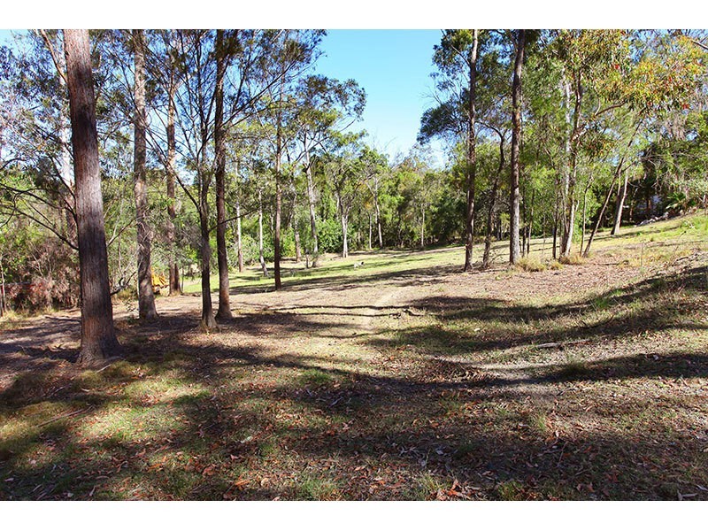 4a  Arjuna Way, Gaven QLD 4211
