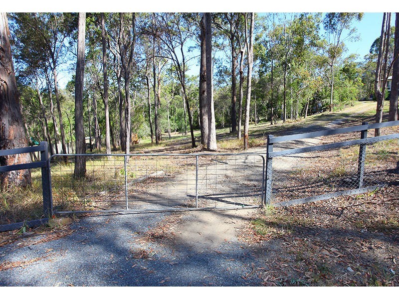 4a  Arjuna Way, Gaven QLD 4211