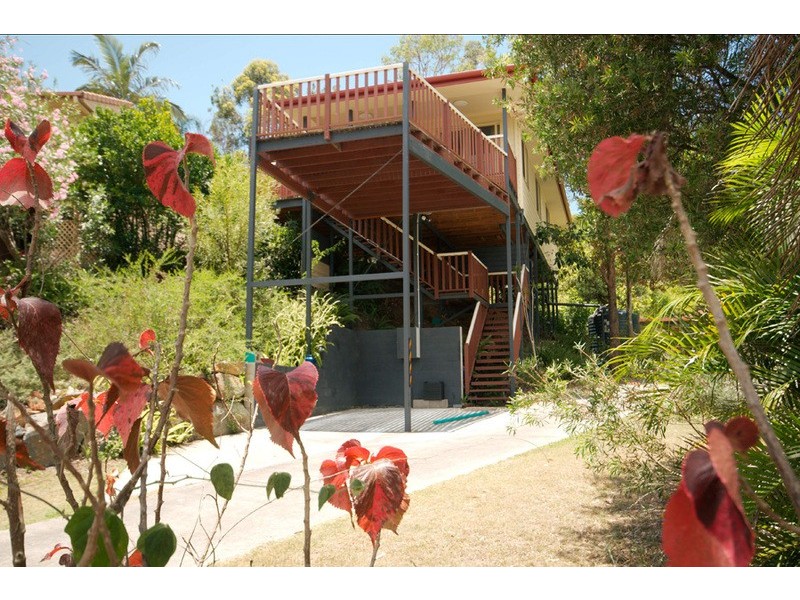 1/12 Design Place, Highland Park QLD 4211