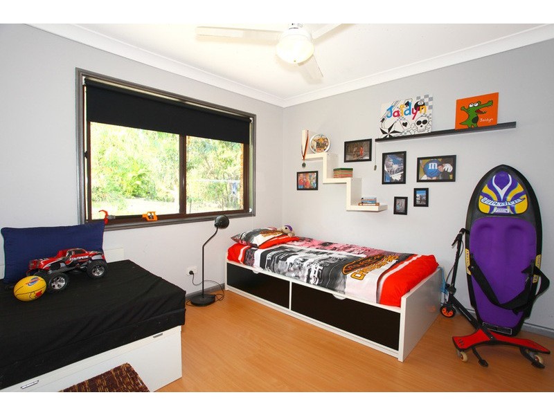8 Edelweiss Way, Gaven QLD 4211