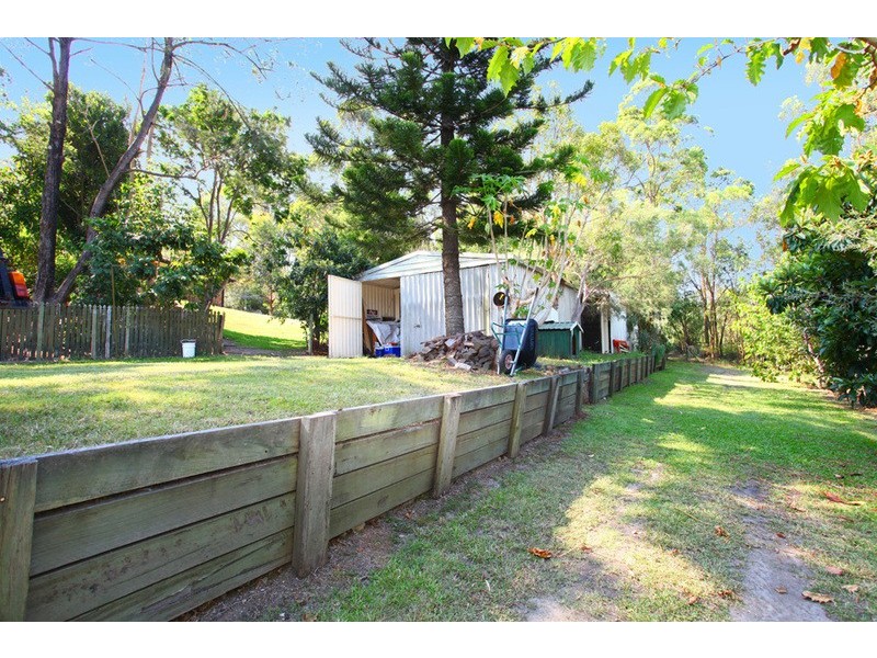 8 Edelweiss Way, Gaven QLD 4211