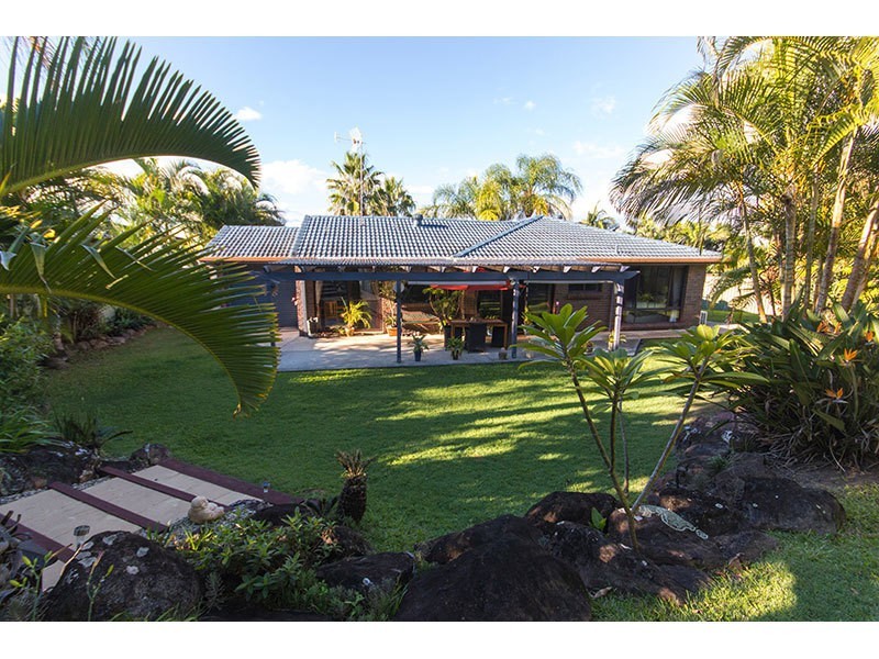 5 Suntory Court, Highland Park QLD 4211