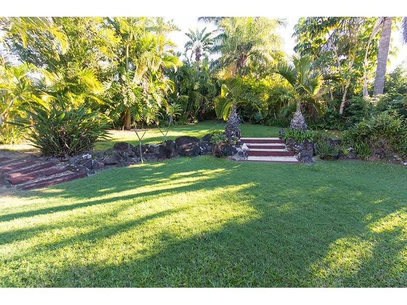 5 Suntory Court, Highland Park QLD 4211