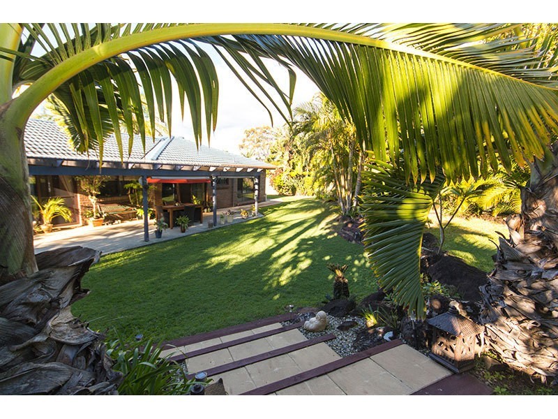 5 Suntory Court, Highland Park QLD 4211