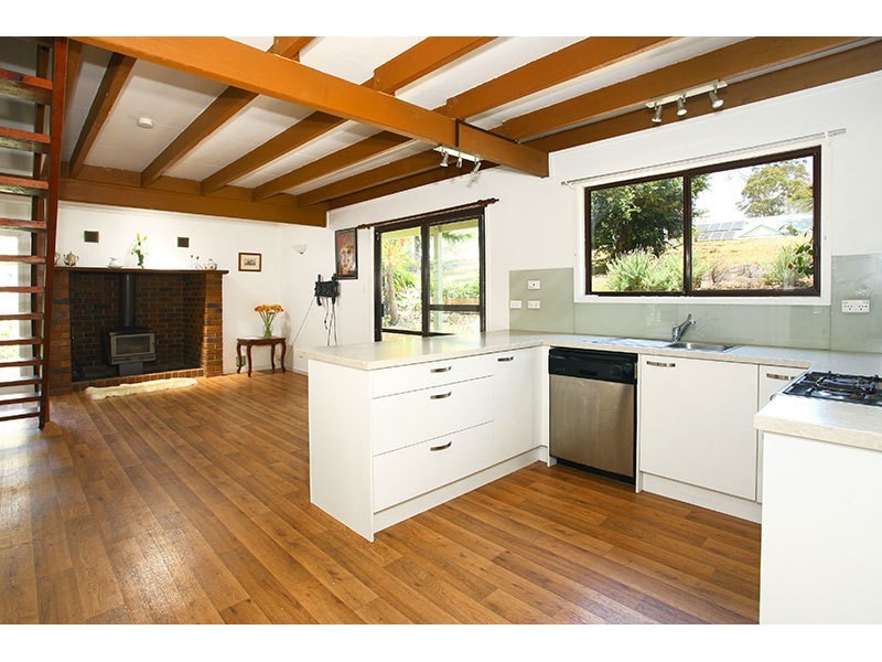 107 North Road, Lower Beechmont QLD 4211