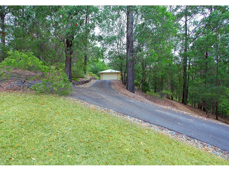 17-19 Eden Park Court, Mount Nathan QLD 4211