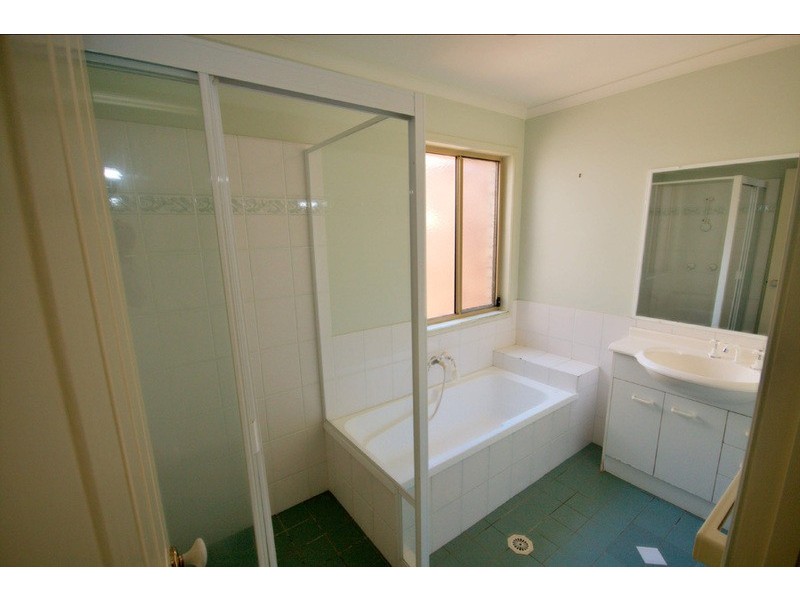 24 Bards Court, Nerang QLD 4211