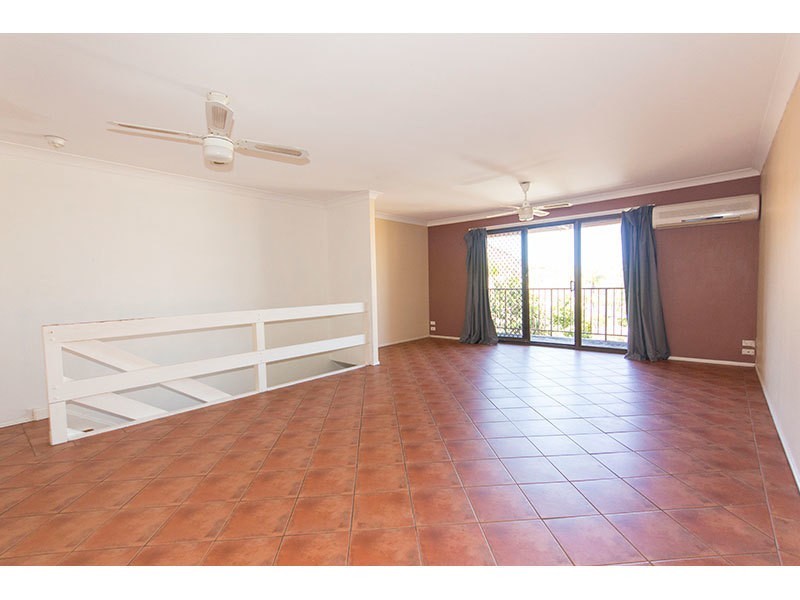 2/1 Kilpatrick Court, Highland Park QLD 4211