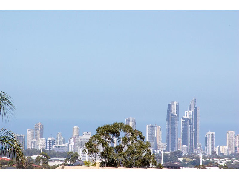 2/1 Kilpatrick Court, Highland Park QLD 4211