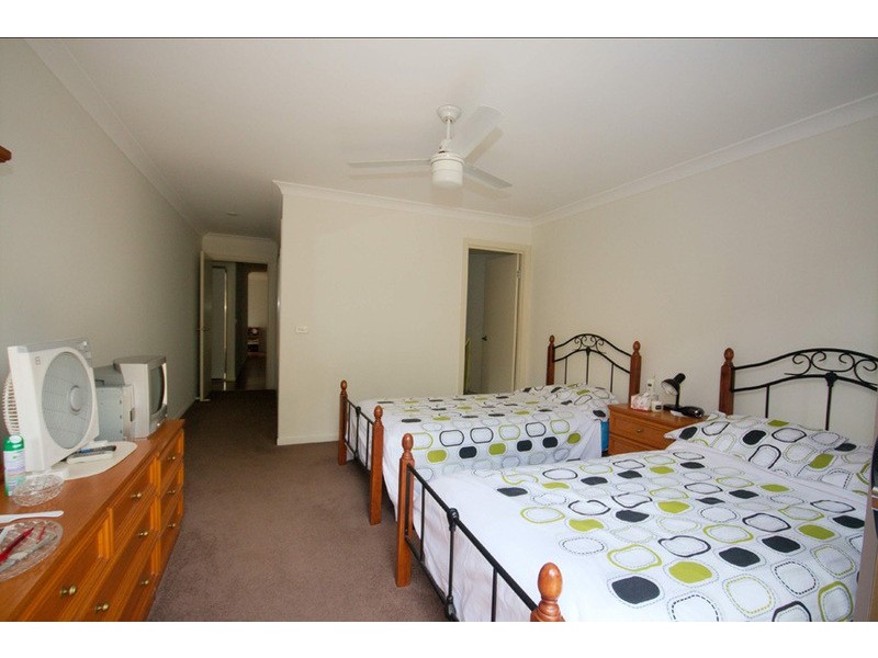 2/3 The Avenue, Nerang QLD 4211