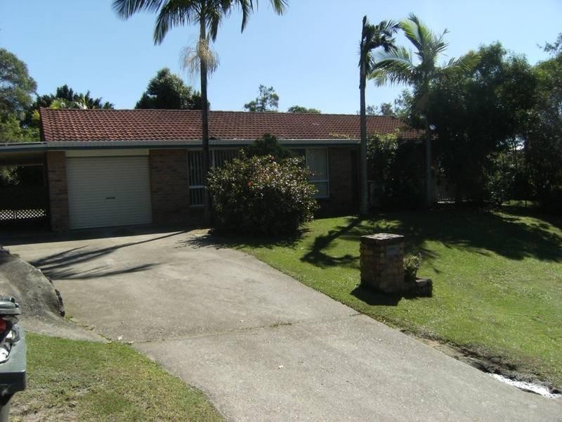 36 Jabiluka Drive, Highland Park QLD 4211
