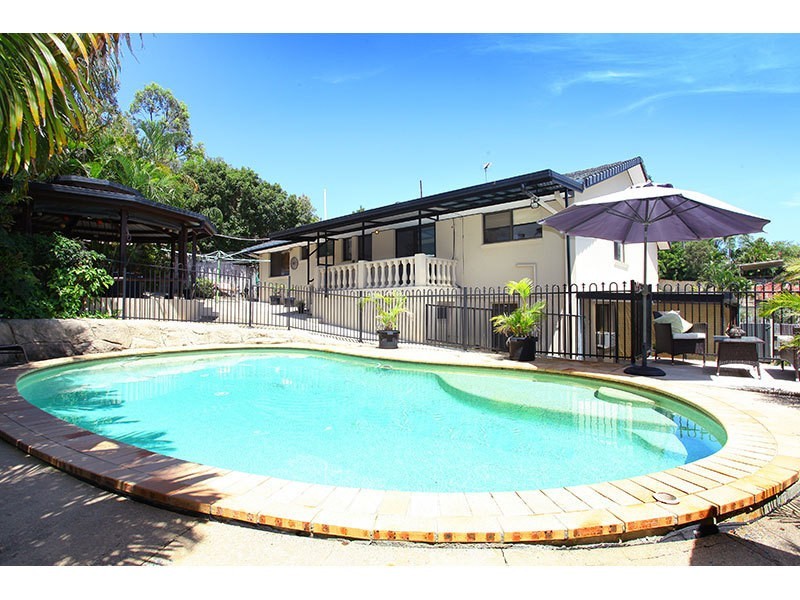 4 Ivy Street, Carrara QLD 4211