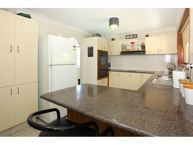 4 Ivy Street, Carrara QLD 4211