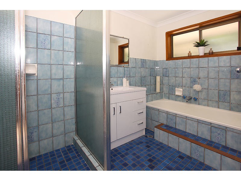 4 Ivy Street, Carrara QLD 4211