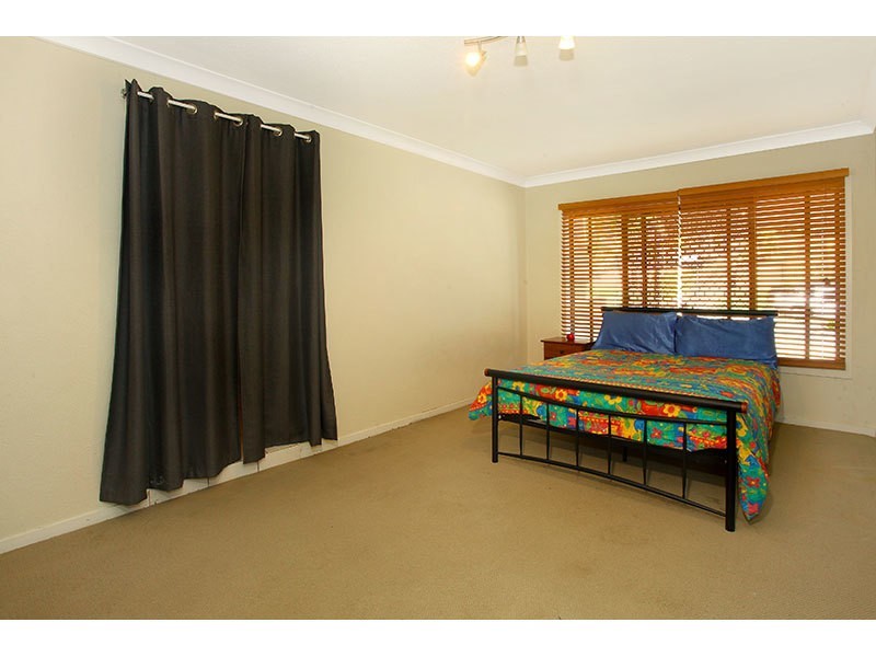 4 Ivy Street, Carrara QLD 4211